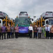 Toyota begins exporting LHD Innova Hybrids from Indonesia image