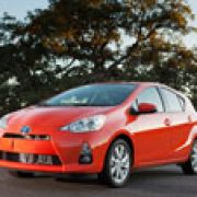 Congress approves bill to provide incentives for hybrid vehicles image