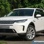 2023 Land Rover Discovery Sport S D165 image