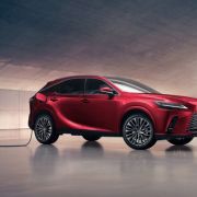 2024 Lexus RX 450h+ PHEV has electric range of 56 km image