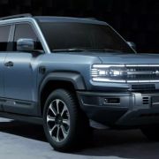 BYD's Leopard 5 SUV looks like the all-new Land Cruiser Prado image