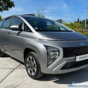 Hyundai PH now offering 2024 Stargazer with 2nd row captain seats image