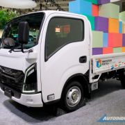 Is this Isuzu Elf Mio the JDM Traviz PH needs? image