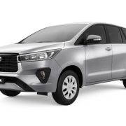 Toyota quietly adds base XE A/T variant to Innova diesel image