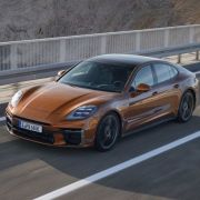 All-new 2024 Porsche Panamera has up to 930 Nm of torque image
