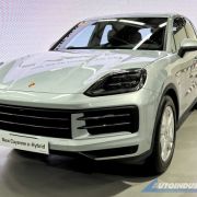 2024 Porsche Cayenne e-hybrid now in PH image