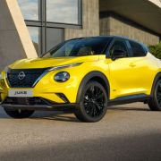 2024 Nissan Juke N-Sport looks great in black & yellow image