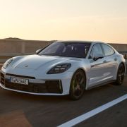 2024 Porsche Panamera gets more turbo PHEV variants image