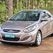 2012 Hyundai Accent GLS Blue image