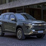 Besides Colorado, Chevrolet also refreshes Trailblazer SUV for 2025 image
