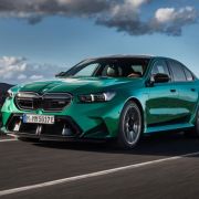 All-new BMW M5 debuts with twin-turbo plug-in hybrid V8 image