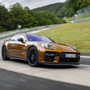 Porsche Panamera breaks N&uuml;rburgring lap record for executive sedans image