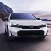 We want Honda Cars PH to bring 2025 Civic Si with 6-speed MT image