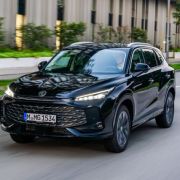 All-new MG HS PHEV to debut at PIMS 2024? image