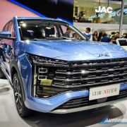 JAC JS8 Pro plug-in hybrid can cover up to 1,300 km image