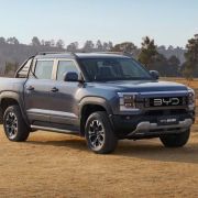Will BYD Shark 6 PHEV pickup have two variants in PH? image