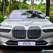 Lucky Seven: We ride (and drive) First Class with BMW's flagships image