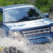 Land Rover refreshes the Freelander 2 image
