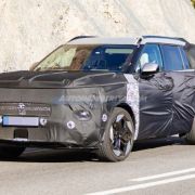 SPIED: Next-gen Hyundai Tucson spotted with retro aesthetics image