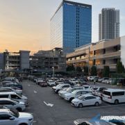 Heads Up: Metro Manila mall hours will be extended to 11:00 PM image