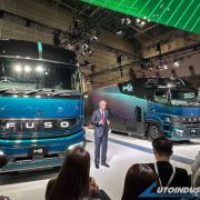 Fuso unveils H2IC, H2FC heavy duty truck concepts at JMS 2025 image