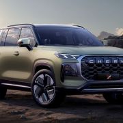 Chery's transformable 7-seater SUV makes regional debut in SE Asia image