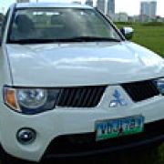 2007 Mitsubishi Strada 4x2 image
