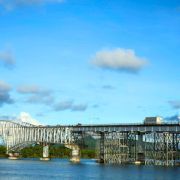 Trucks up to 30 tons now allowed to pass San Juanico Bridge image