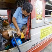 PH gov&rsquo;t wants to buy 1 million barrels of diesel as buffer stock image