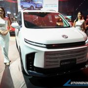 MIAS 2026: G50 PHEV is MG's Toyota Zenix fighter image