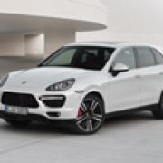 Porsche introduces the Cayenne Turbo S image
