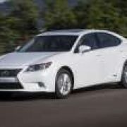 NHTSA grades the Lexus ES with 5 stars image