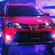 2013 Toyota RAV4 makes Philippine debut image
