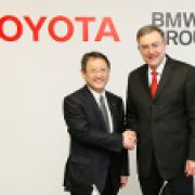 BMW Group and Toyota finalize agreement on joint sports car and future tech image