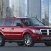 Chrysler and Dodge to recall 370,297 vehicles image