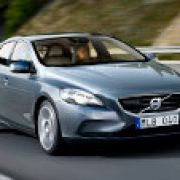 Volvo Philippines to debut V40 and Cross Country version image