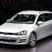 Geneva 2013: Volkswagen Golf Estate holds world debut image