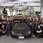 Lamborghini Aventador LP 700-4 marks 2000 unit milestone image