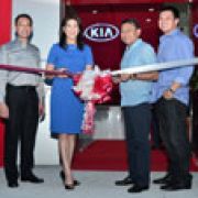 Kia opens new dealership in Molino, Cavite image