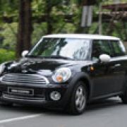 2010 MINI Cooper image