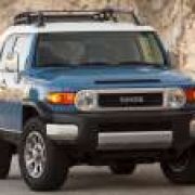 Toyota PH to sell FJ Cruiser, takes advantage of JPEPA image
