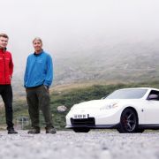 Nissan 370Z Nismo challenges a BASE jumper image