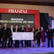 Isuzu Cagayan de Oro wins 2013 Dealer of the Year award image