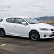 2011 Lexus CT200h F-Sport image
