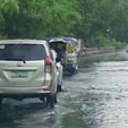 MMDA puts mobile pumps on standby at flood-prone locations image