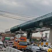 MMDA designates Christmas route to airports image