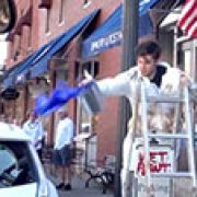 Nissan to promote futuristic dirt-repelling Leaf online image