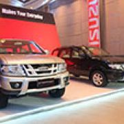 Isuzu PH launches updated Crosswind for 2015 image