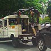 MMDA suspends and revokes permits of multiple towing companies image