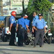 MMDA to give enforcers heat stroke break image